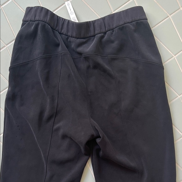 Lululemon softstreme Black Jogger Pants - Picture 3 of 3